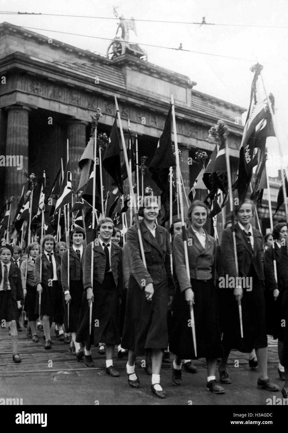 Parade of the BDM at the Brandenburg Gate, 1933 Stock Photo