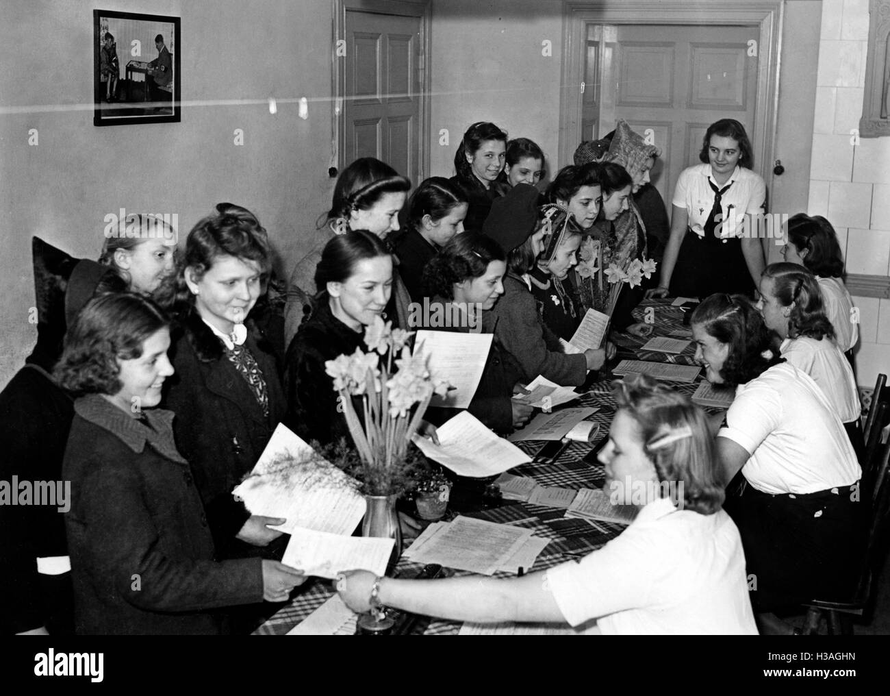 Enrollment in the BdM, Berlin 1944 Stock Photo