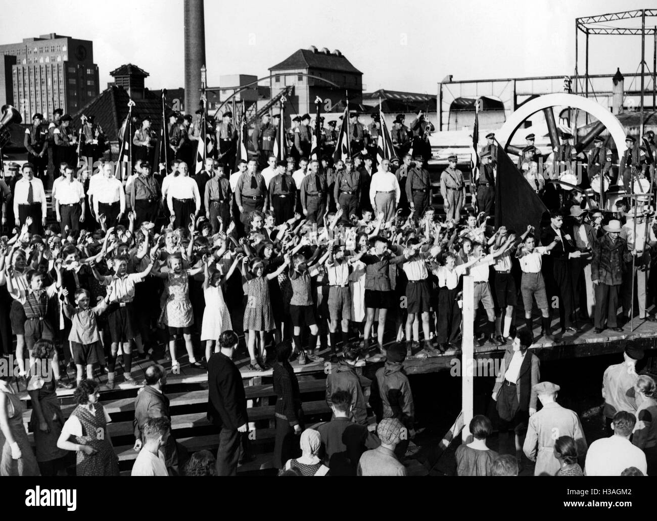 KdF factory play in the Berlin Siemens works,1934 Stock Photo