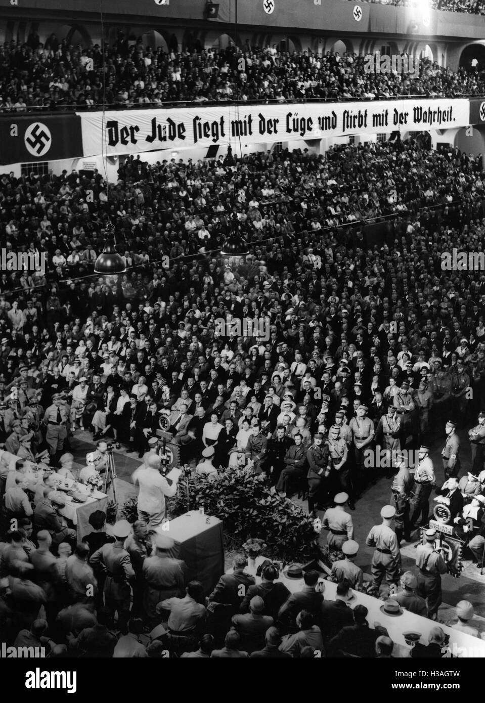 Gauleiter Julius Streicher during a speech, 1935 Stock Photo