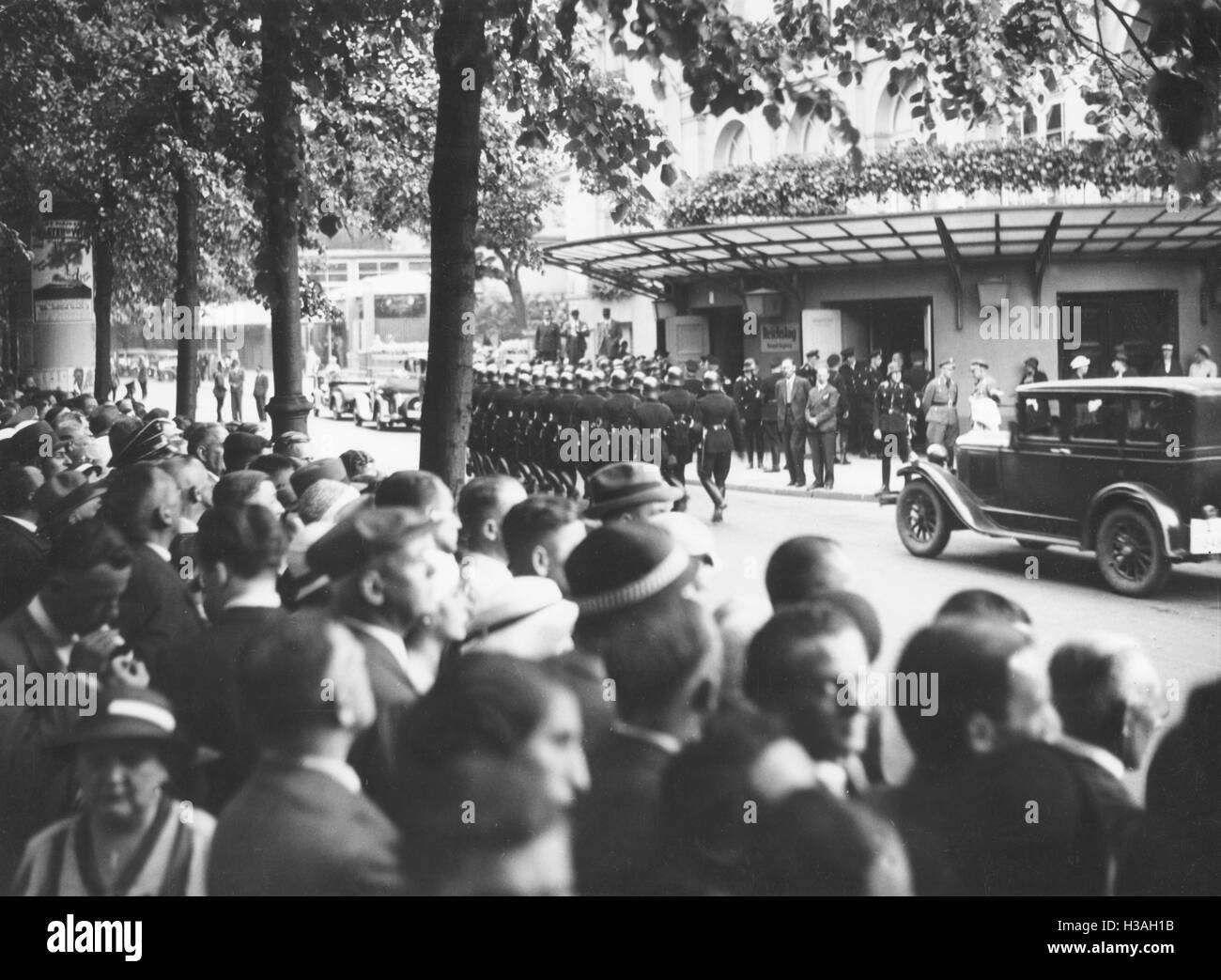 Onlookers in front of the Kroll Opera House in Berlin, 1934 Stock Photo