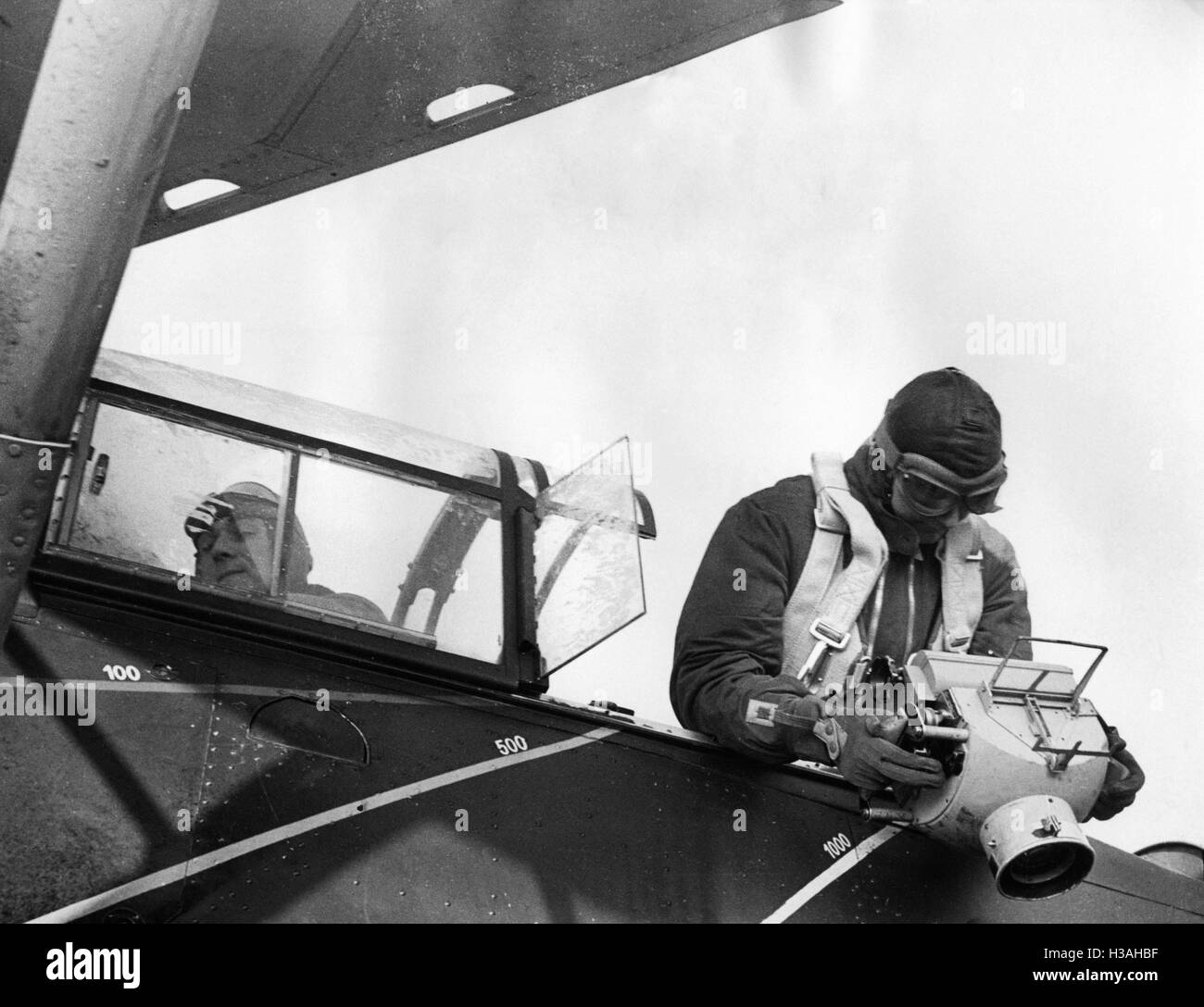 An observer and the pilot of an Hs 126 during an exercise in 1939 Stock Photo