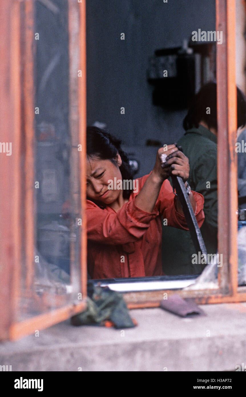 Chinese woman worker in plastics factory, Nanjing, Jiangsu Province, China, 1980 Stock Photo