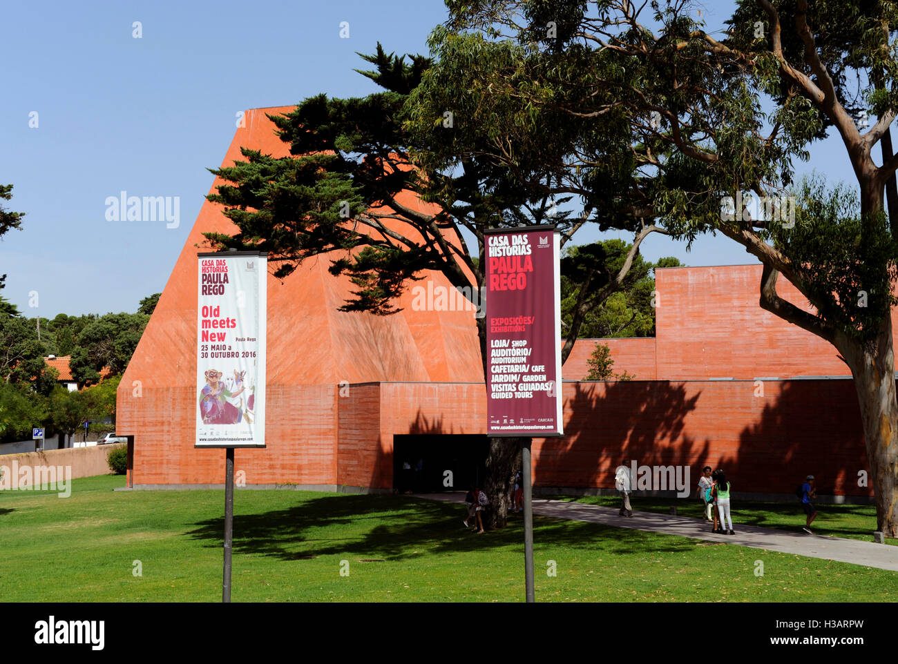 Museu paula rego hi-res stock photography and images - Alamy