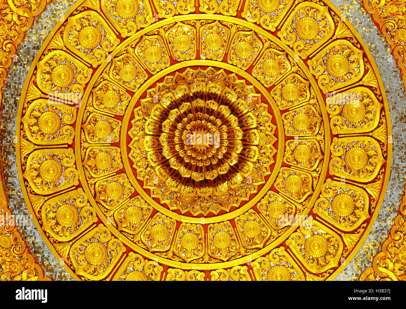 Traditional style Ceiling of thai Stock Photo Alamy