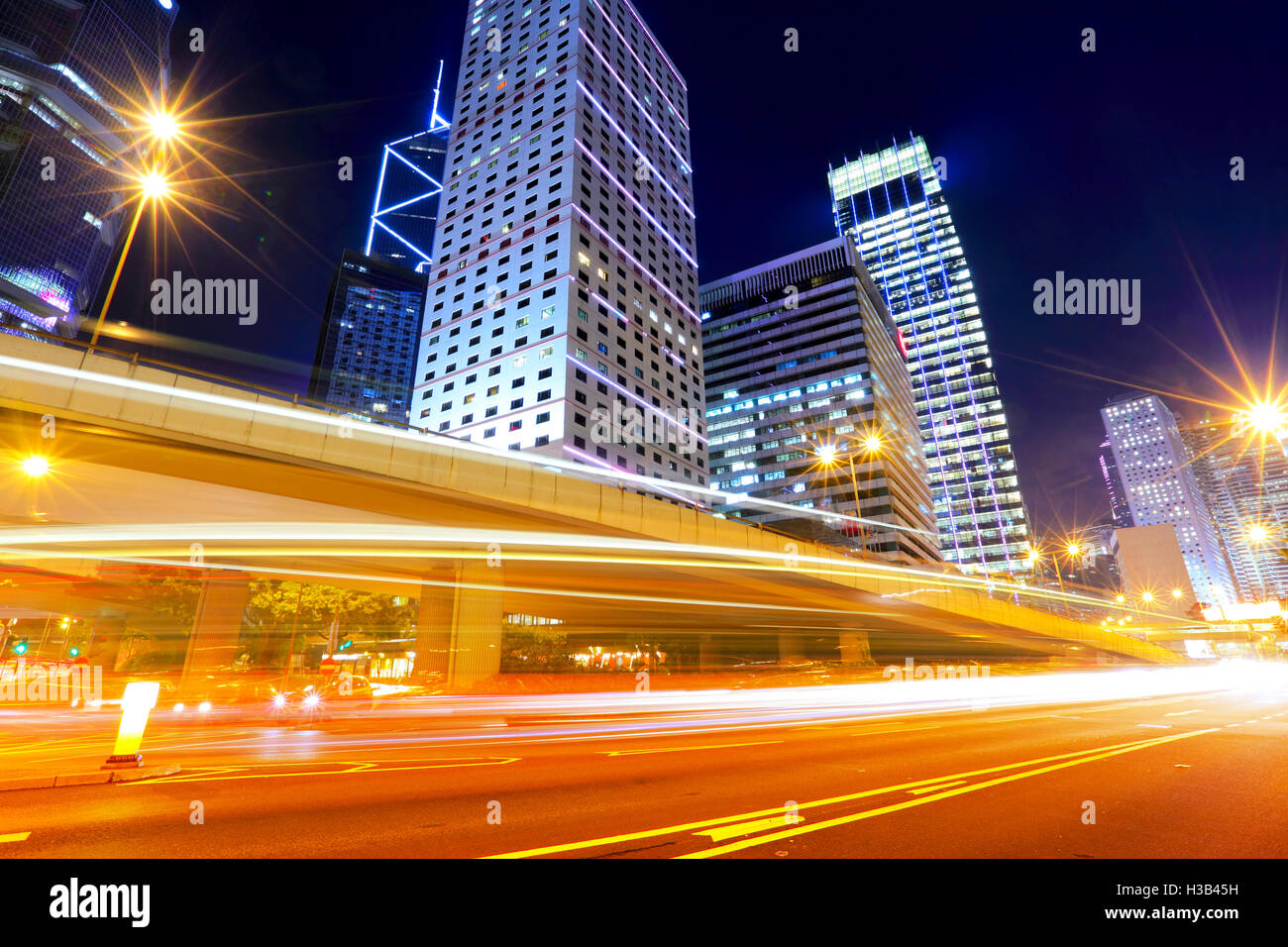 Traffic in Hong Kong at night Stock Photo - Alamy