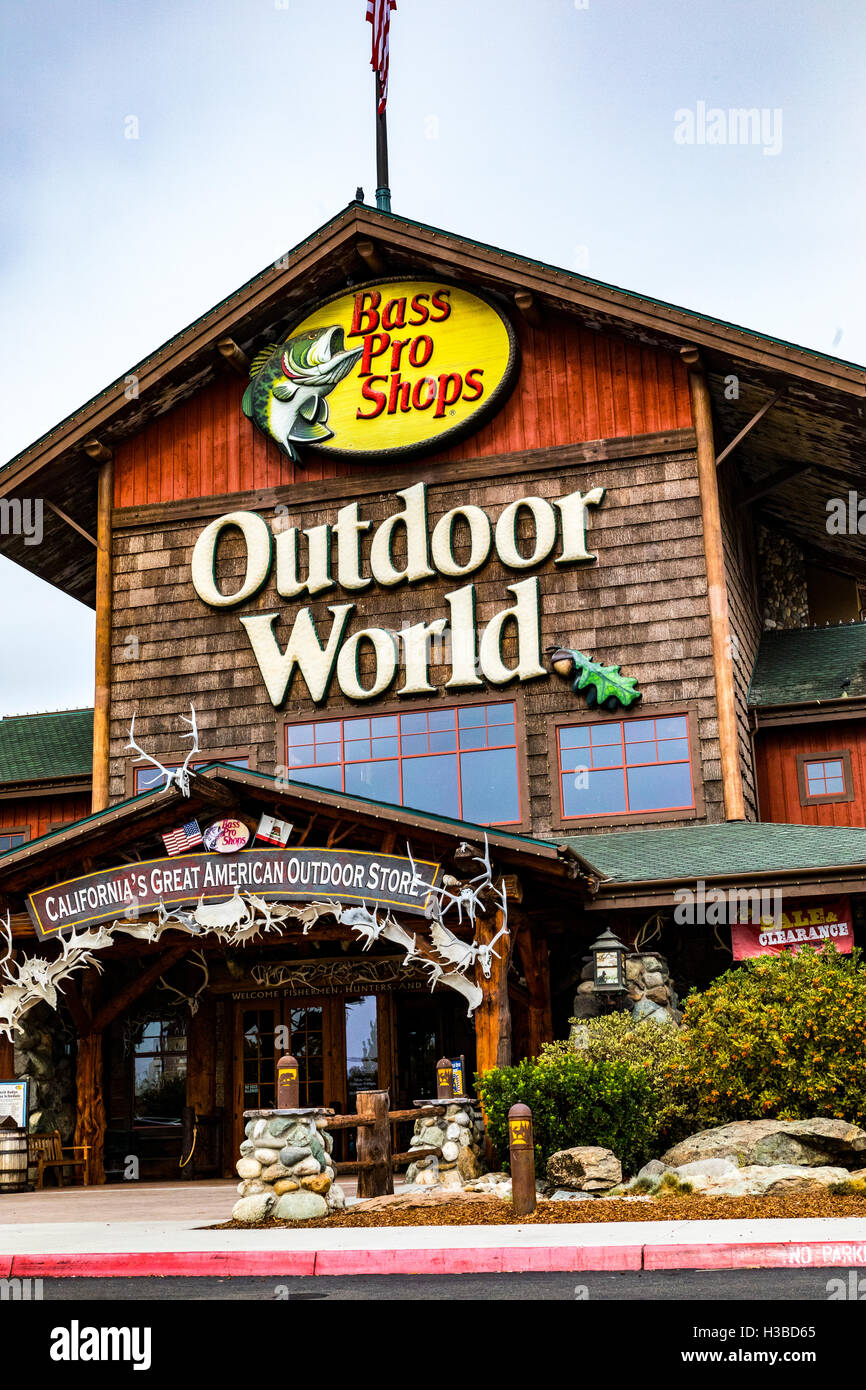 The Bass Pro Shops Store in Manteca California Stock Photo - Alamy