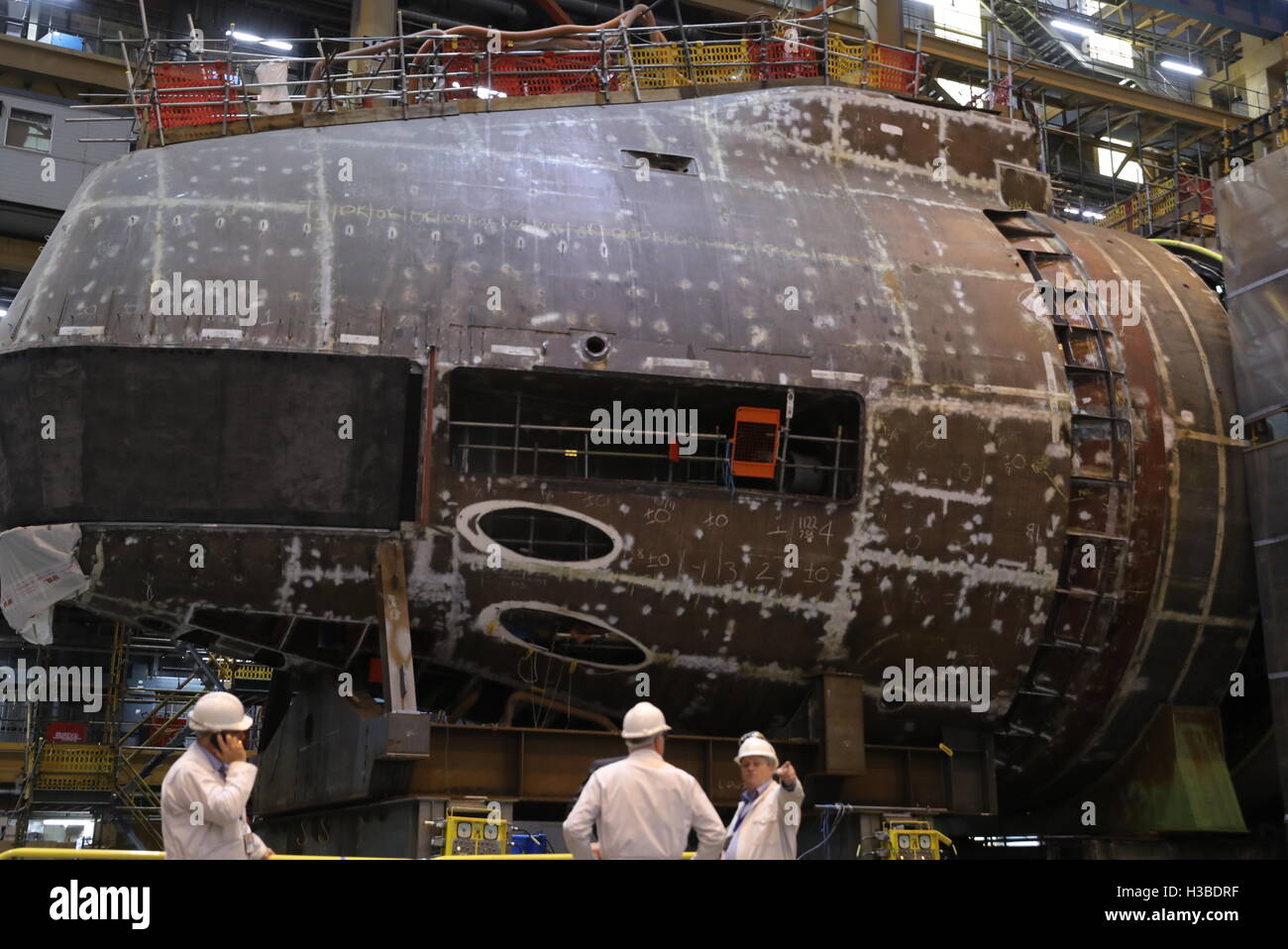 Astute class submarine hi-res stock photography and images - Alamy