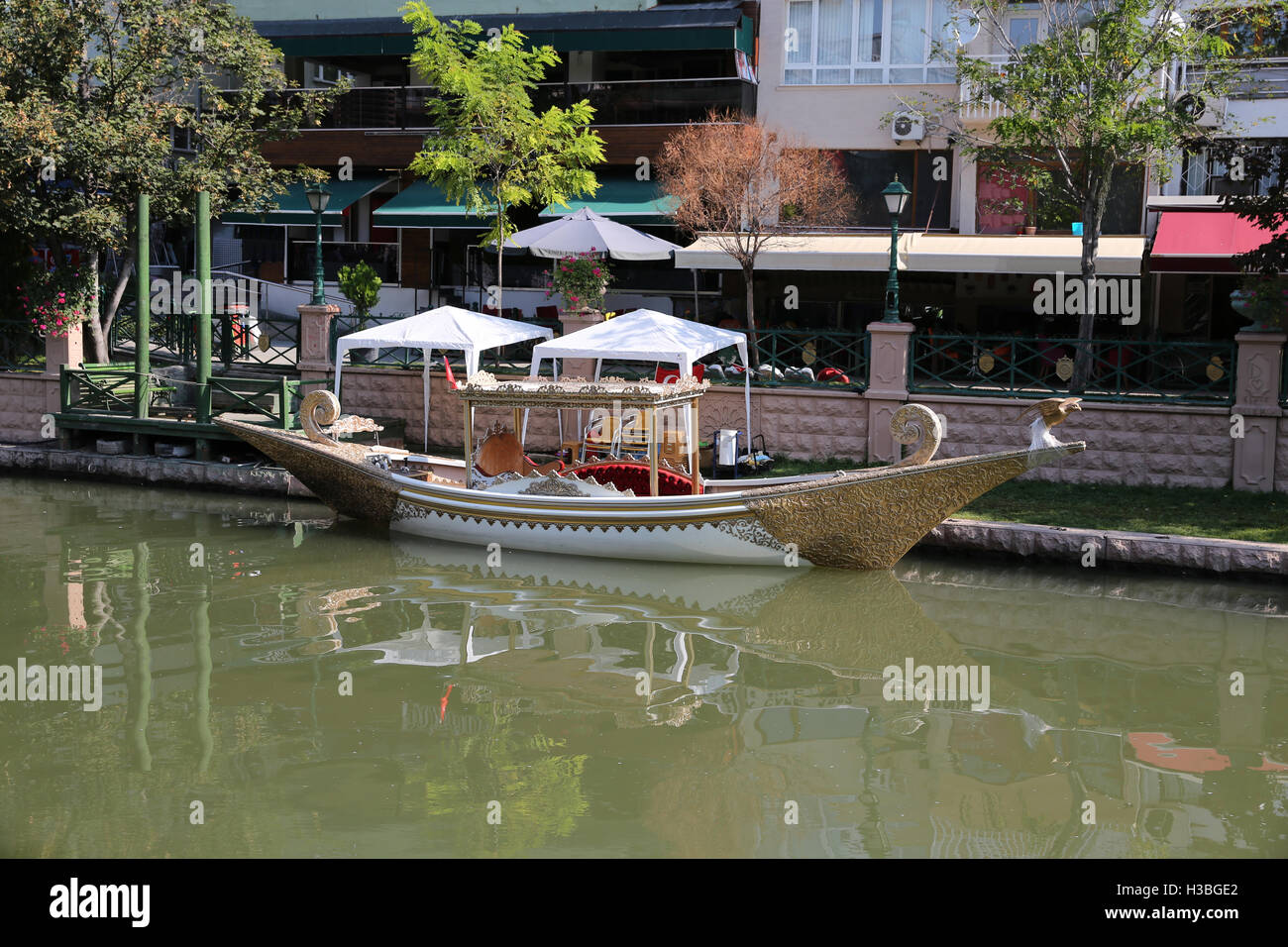 Eskisehir gondola hi-res stock photography and images - Alamy