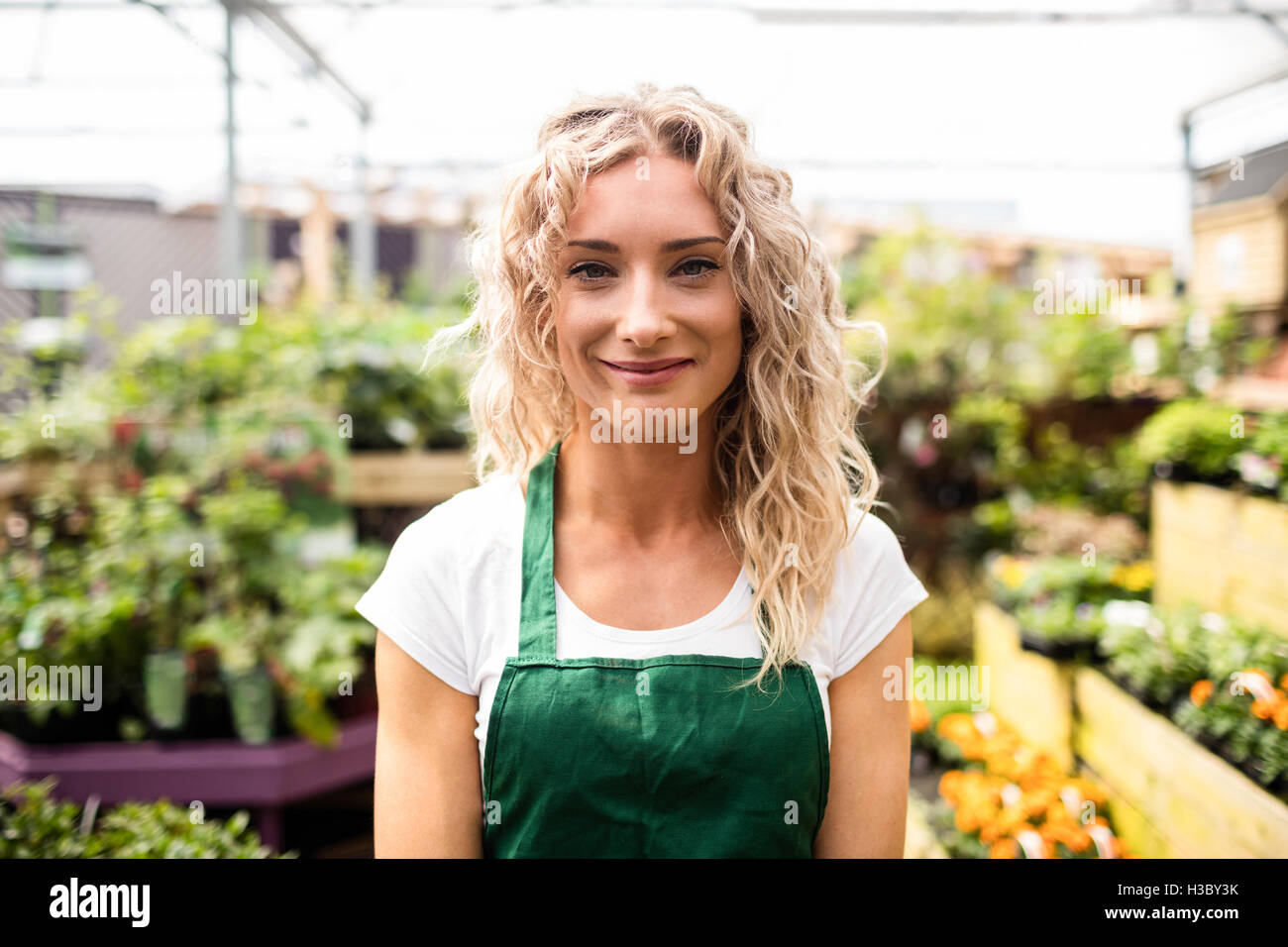 Garden center hi-res stock photography and images - Alamy