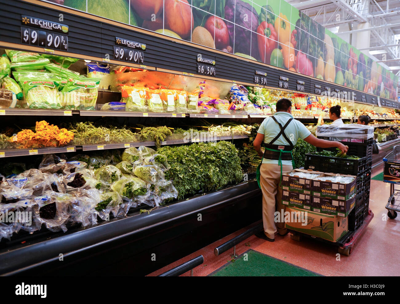 Walmart store in Acapulco, Mexico Stock Photo Alamy