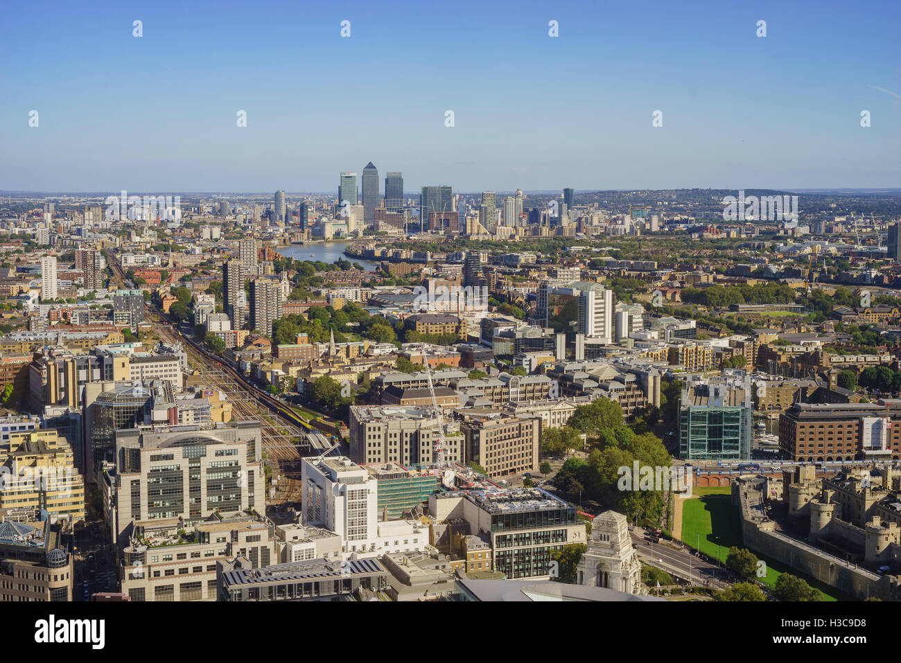 Sky garden london aerial hi-res stock photography and images - Alamy