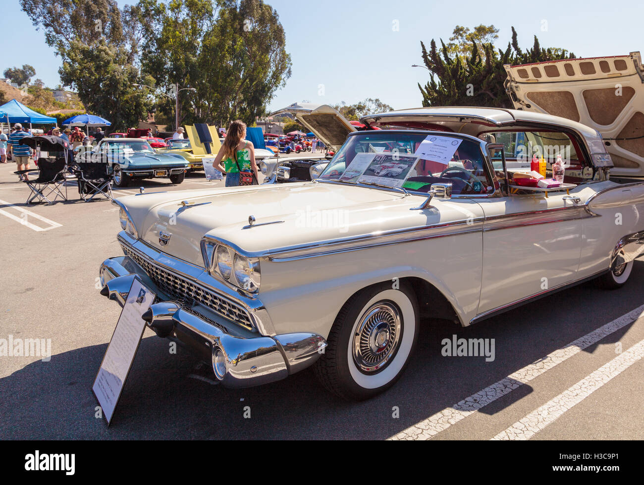 Laguna Beach, CA, USA - October 2, 2016: White 1959 Ford Galaxie owned by Wayne Mac Cartney and displayed at the Rotary Club of Stock Photo