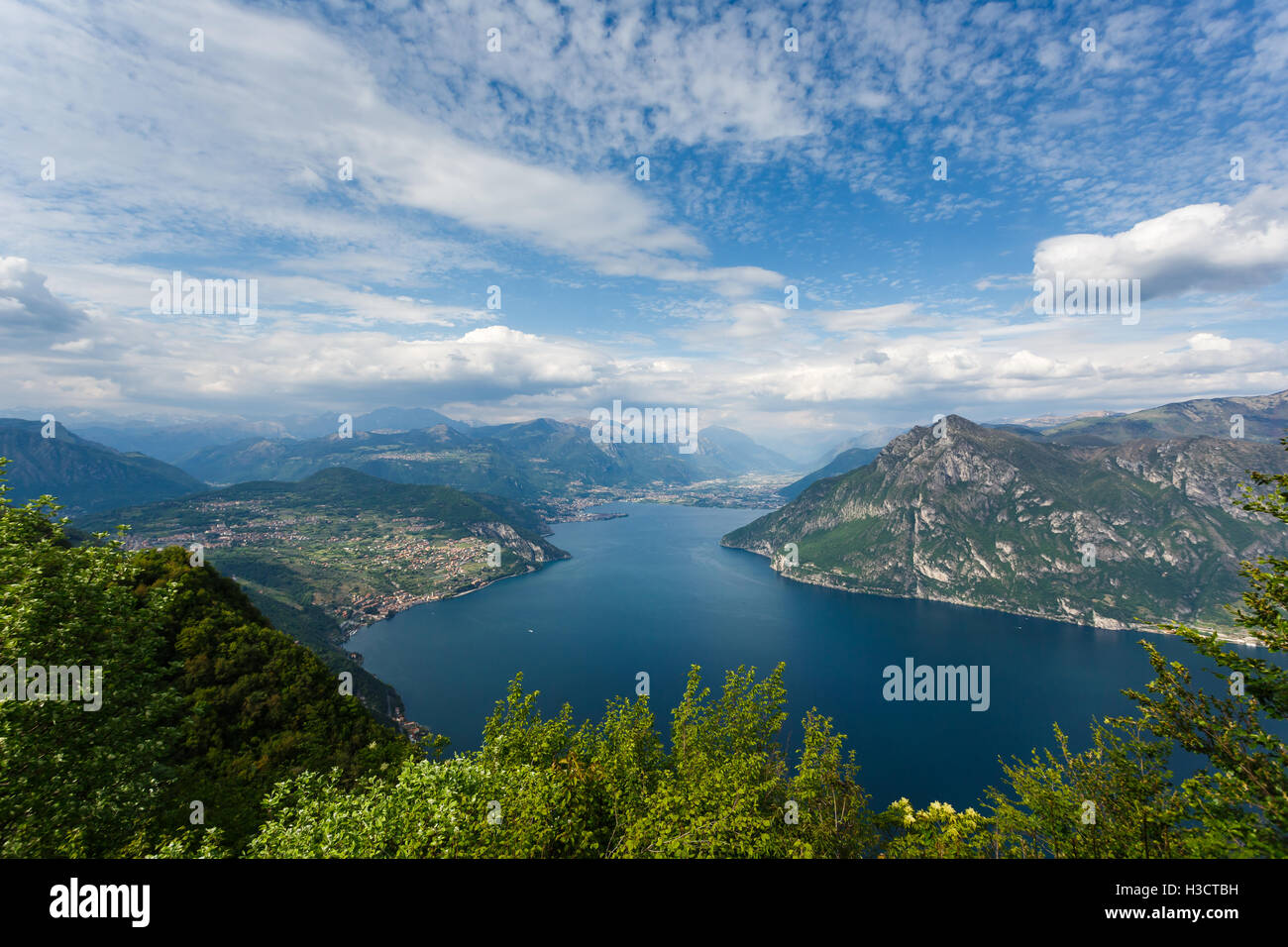 Landscape Of Lake Iseo From Aerial View North Italy Stock Photo Alamy landscape-of-lake-iseo-from-aerial-view-north-italy-stock-photo-alamy