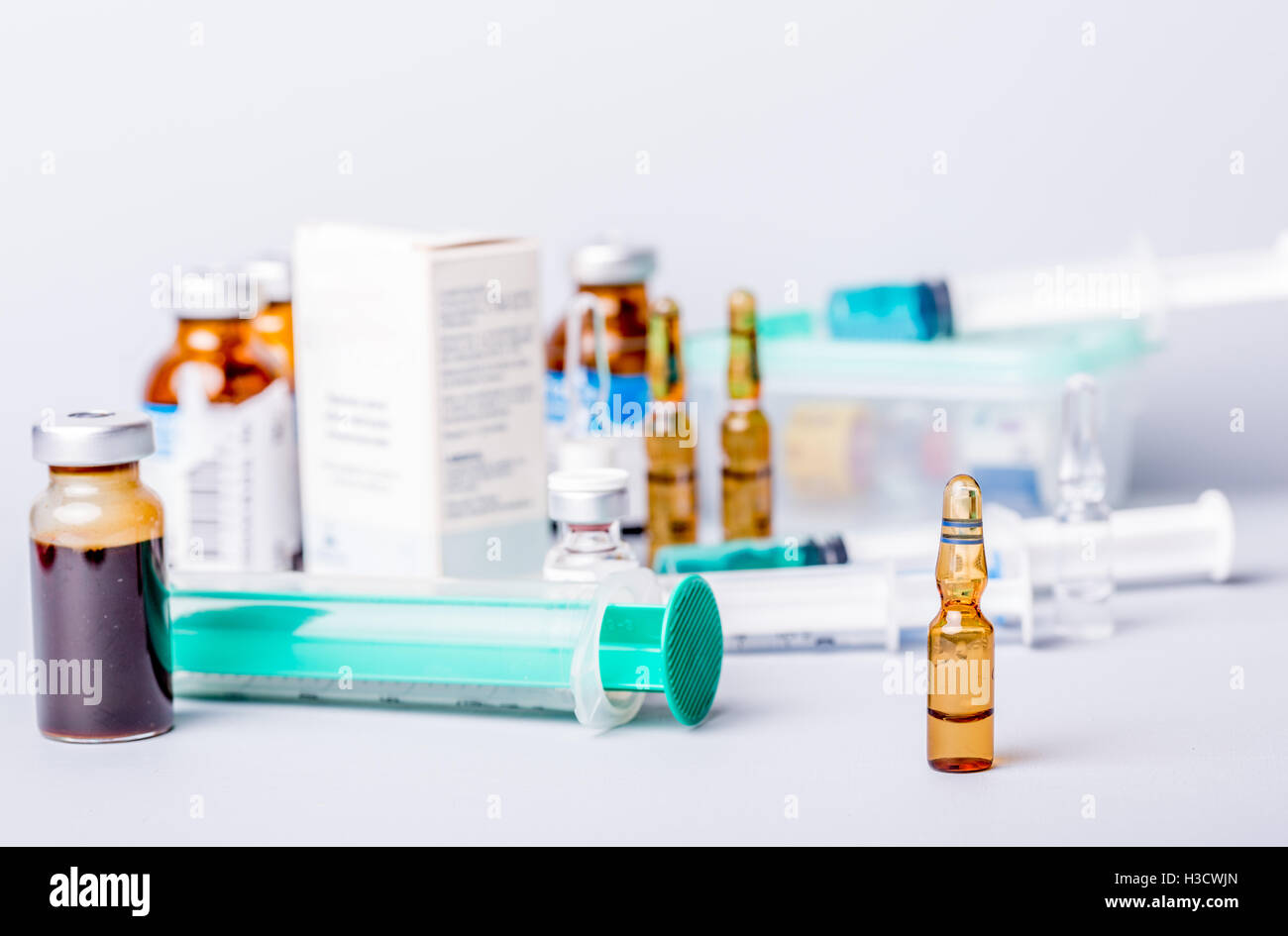 syringes with ampules of drugs Stock Photo Alamy