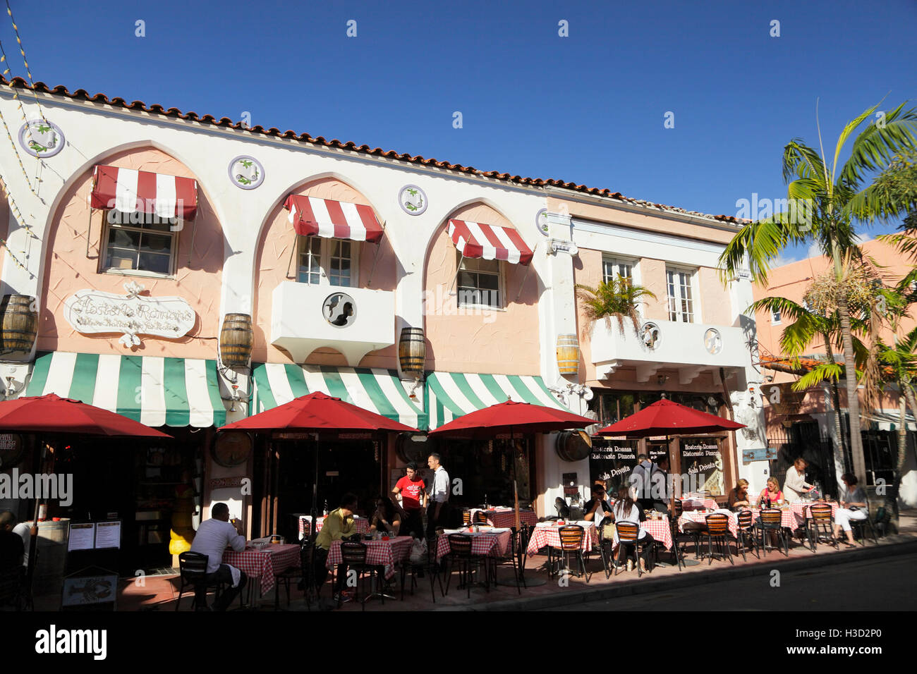 People dining alfresco on Espanola Way, Miami Beach, Florida, USA Stock Photo