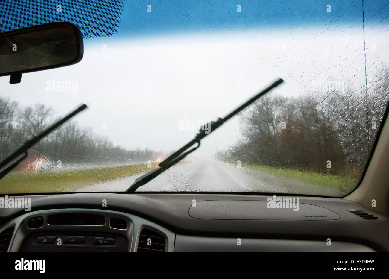 Windshield Wipers Rain Stock Photos & Windshield Wipers Rain Stock