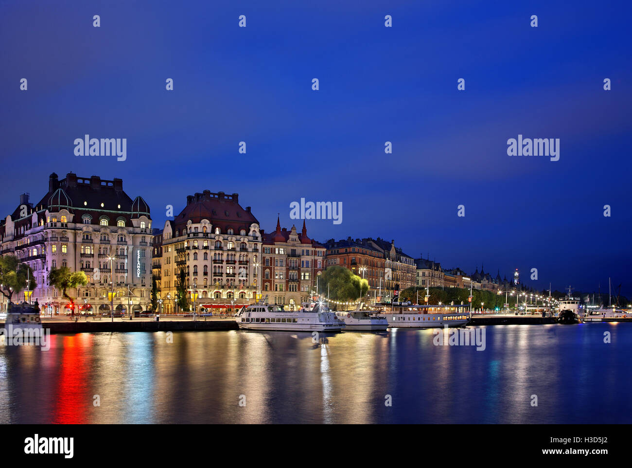 Visual Reference: The Strandvägen Boulevard One Of The Most Expensive Streets Of