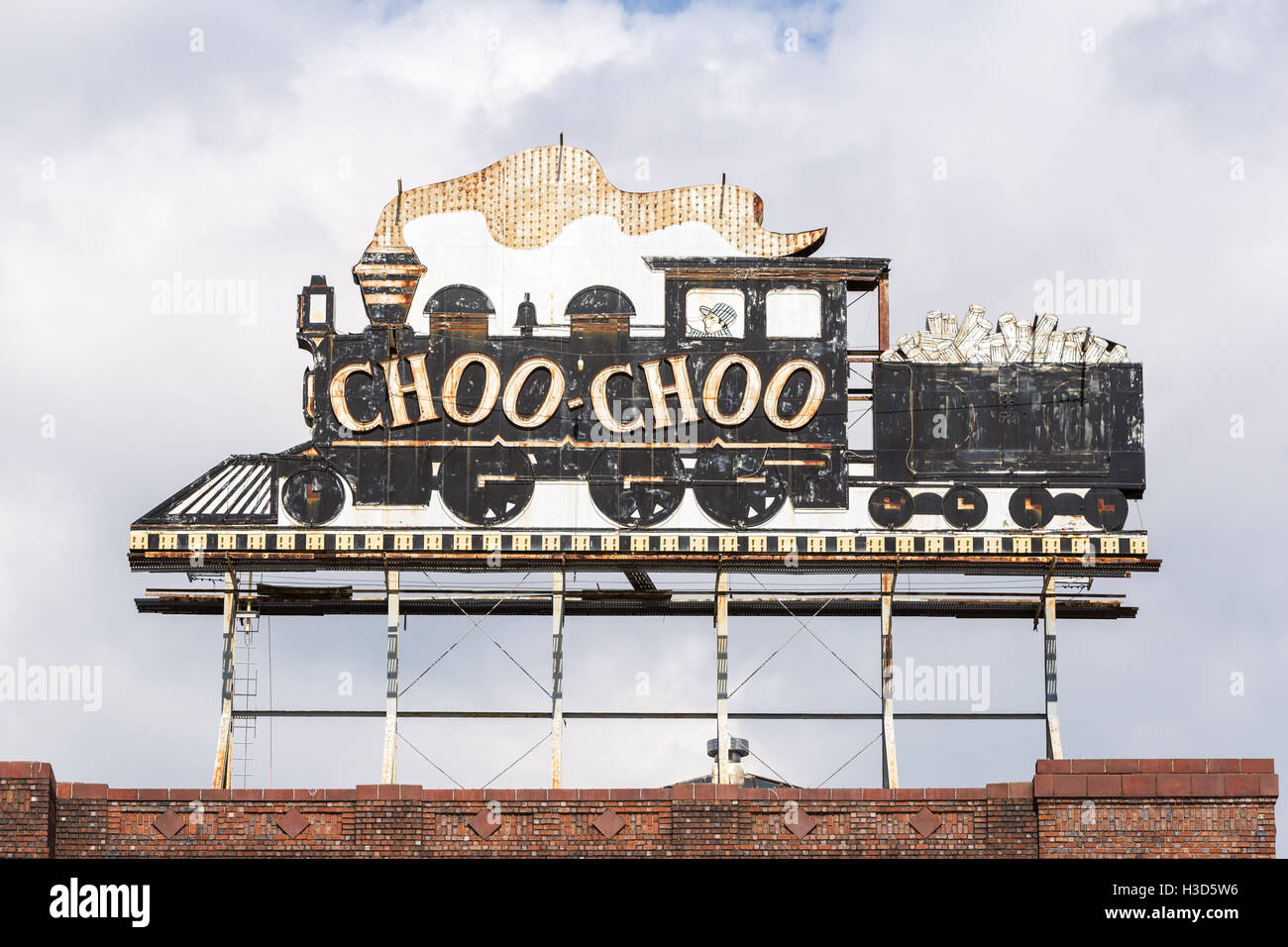 The steam locomotive-shaped sign on the roof of the Chattanooga Choo-Choo hotel in Chattanooga, Tennessee. Stock Photo