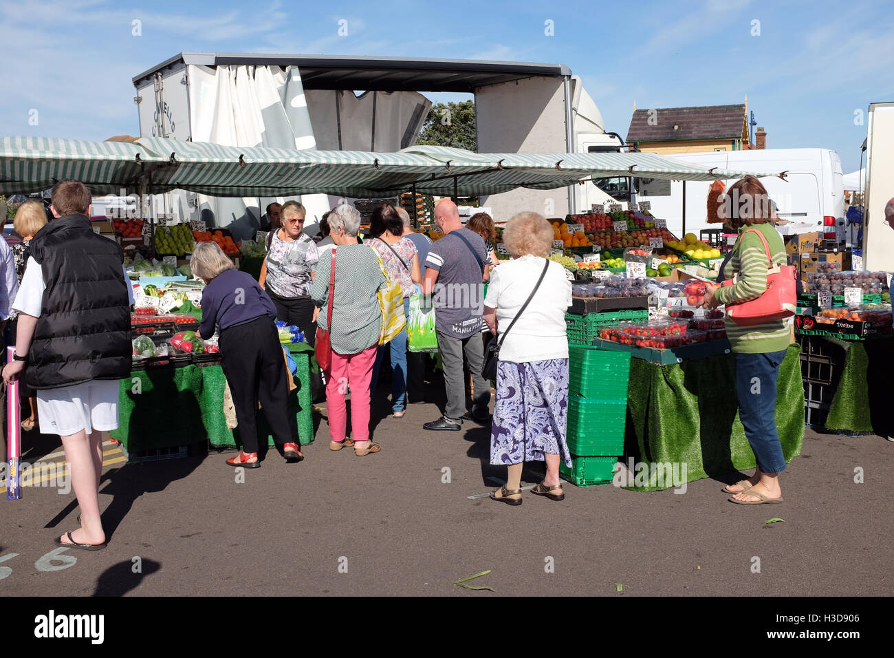 Sheringham, Norfolk, UK. September 24, 2016. A busy Greengrocer stall on the Saturday open