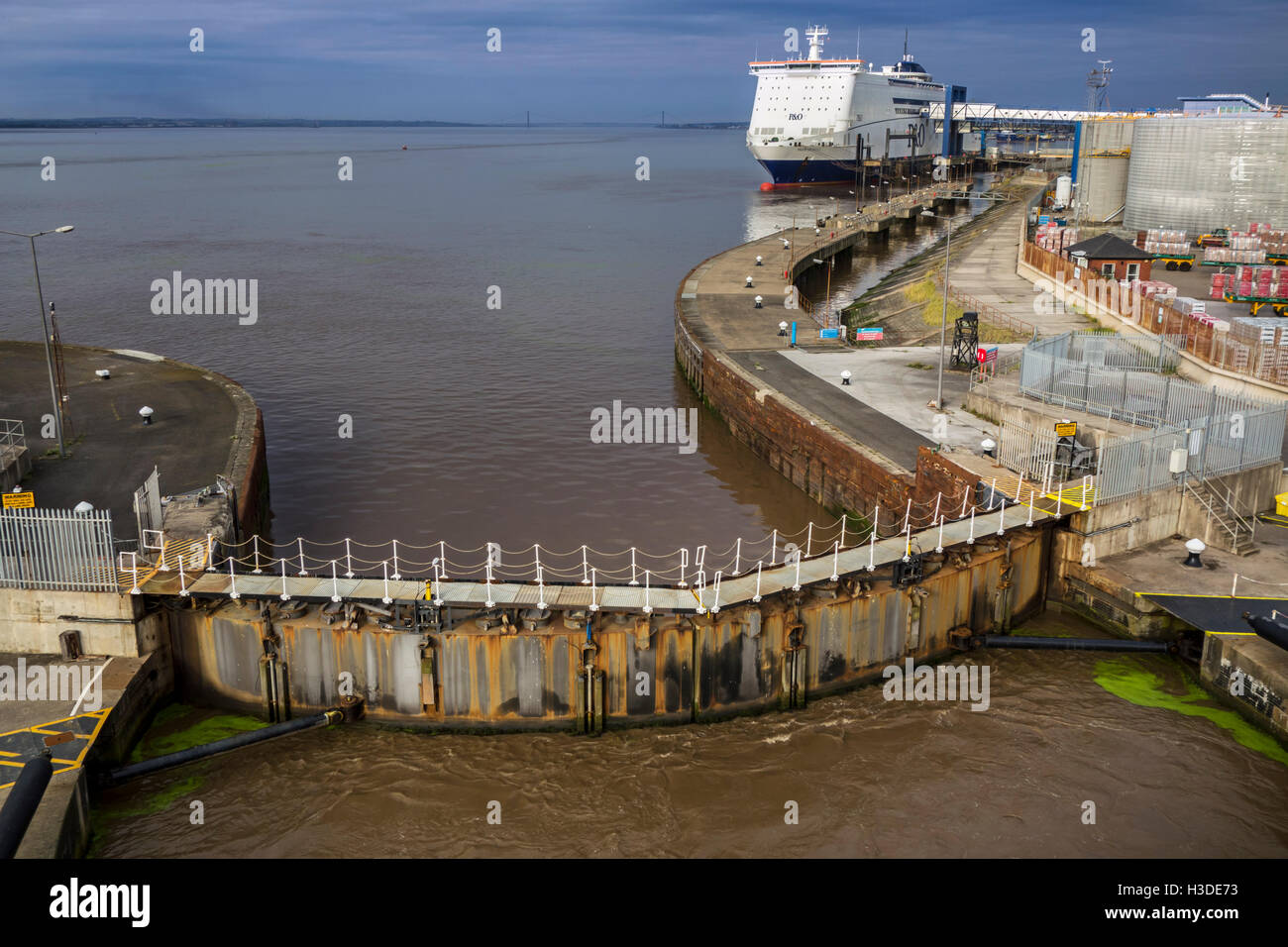 Closed lock gate of the King Dock in the Port of Hull at