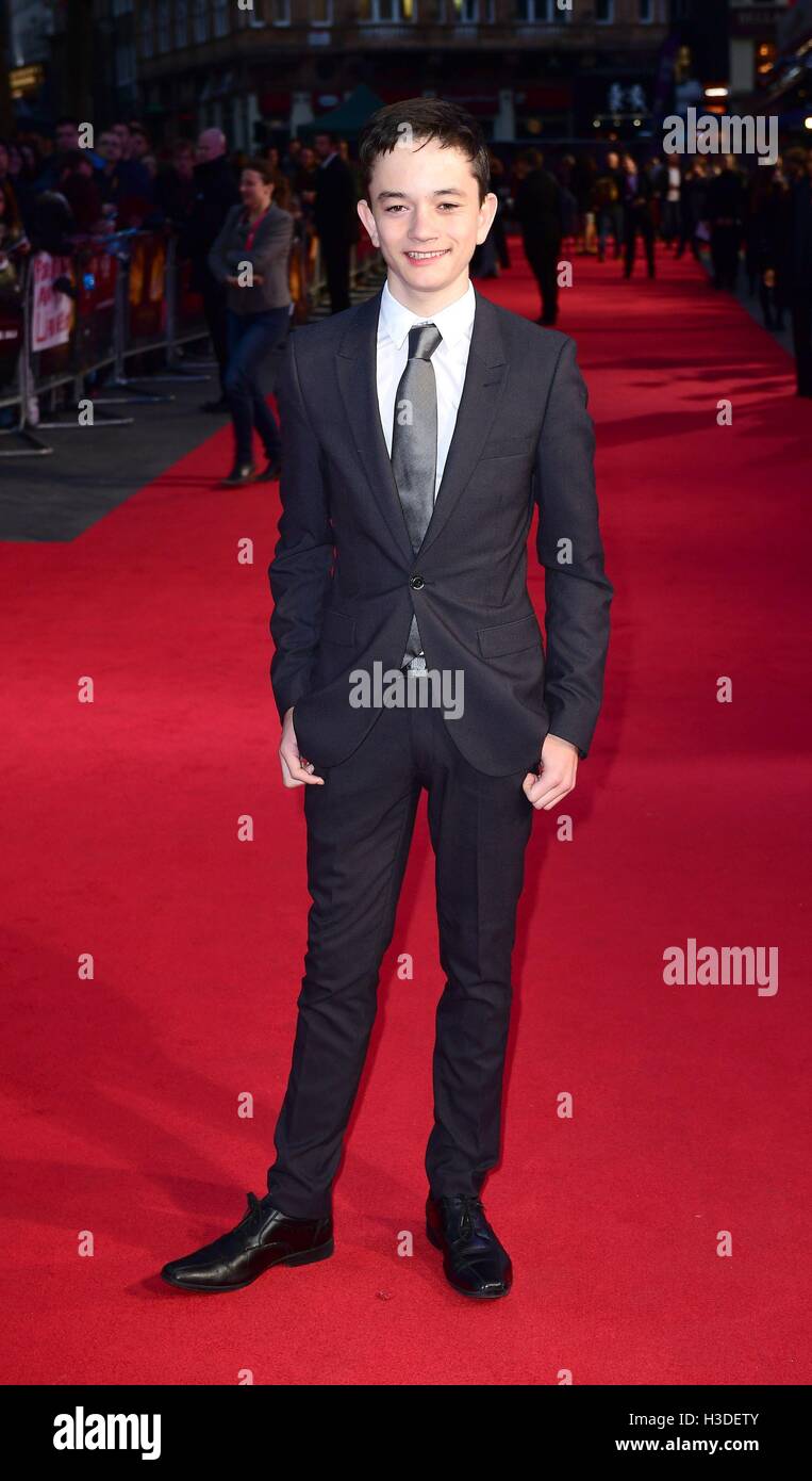 Lewis macdougall hi-res stock photography and images - Alamy