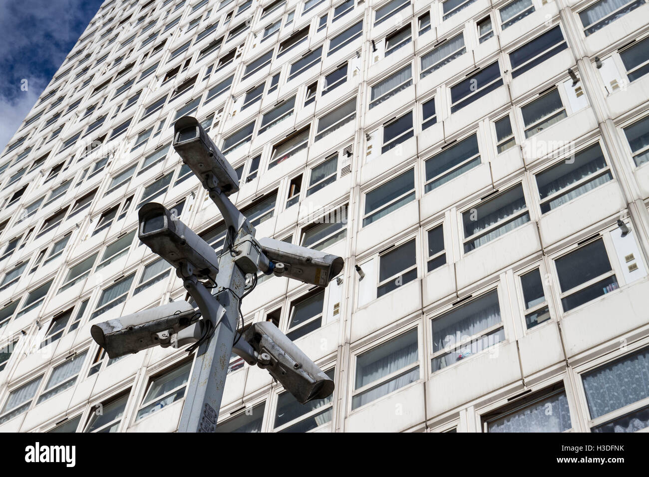 London surveillance cctv cameras hires stock photography and images