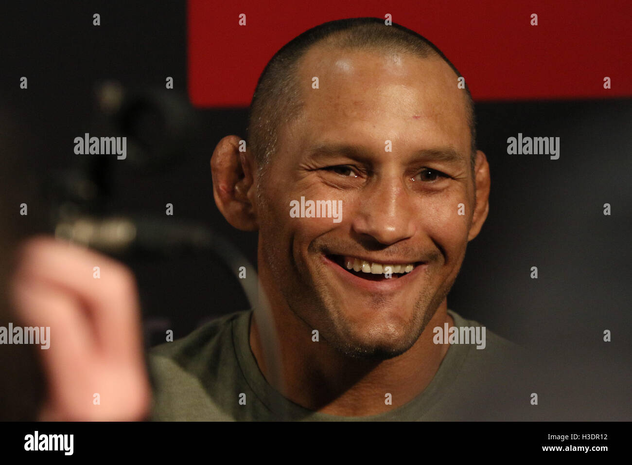Manchester, UK. 6th October, 2016. UFC 204 - Media Day at Arena Manchester. Thursday the 6 of Oct. 2016. Dan Henderson answers media questions ahead of UFC 204.   Credit:  Dan Cooke/Alamy Live News Stock Photo