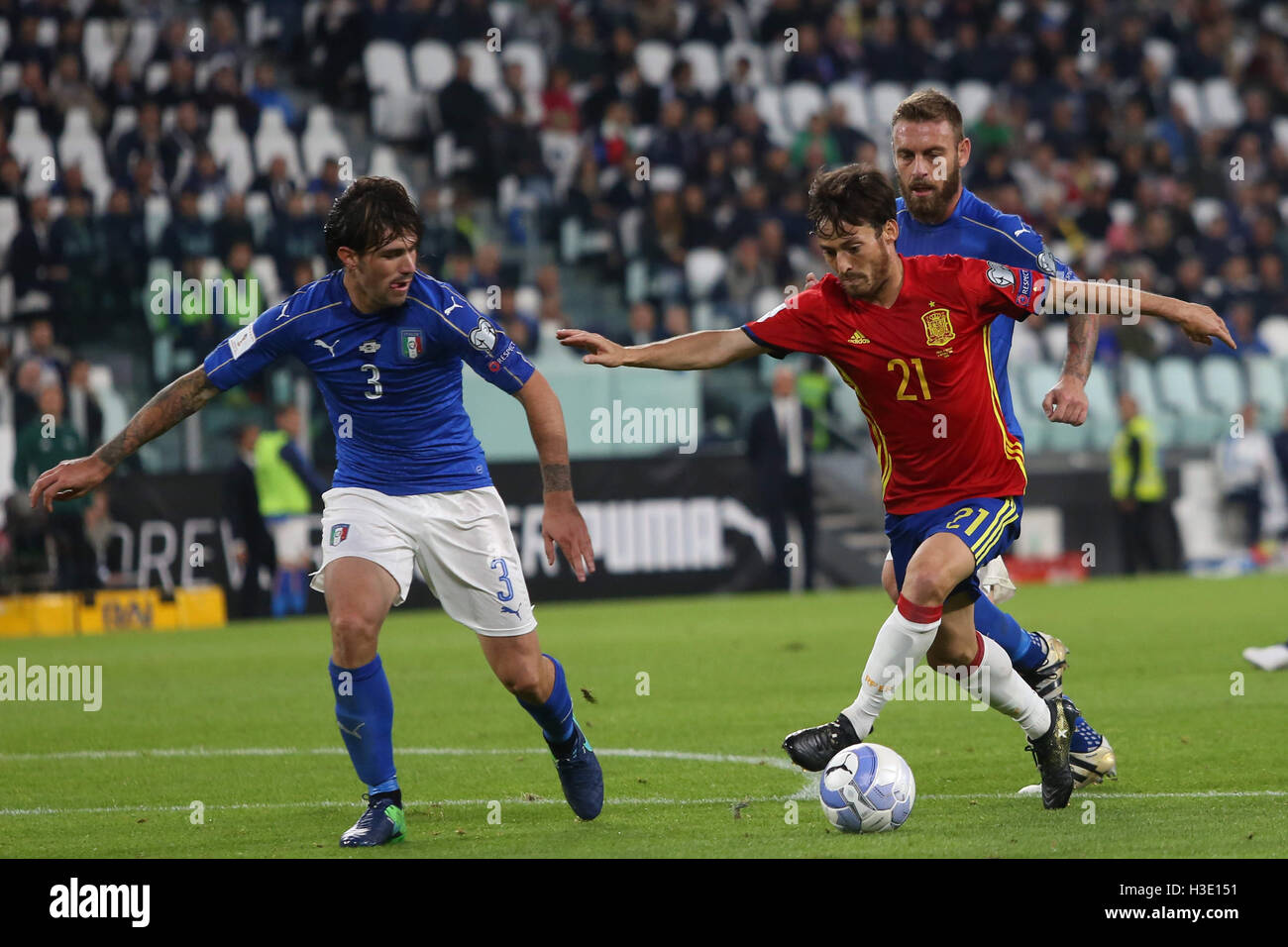 Turin, Italy. 6th October, 2016.David Silva  in action during the match European Qualifiers Russian World Cup 2018  between Italy vs Spain in Juventus  stadium in Turin on October 2016. © marco iacobucci/Alamy Live News Credit:  marco iacobucci/Alamy Live News Stock Photo