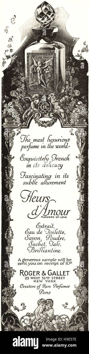 1920 advert from original old vintage American magazine 1920s advertisement advertising Fleurs d' Amour eau de toilette by Roger & Gallet of New York USA Stock Photo