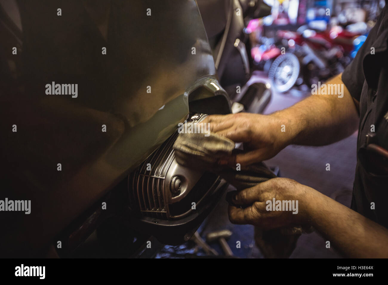 Tank cleaning hires stock photography and images Alamy