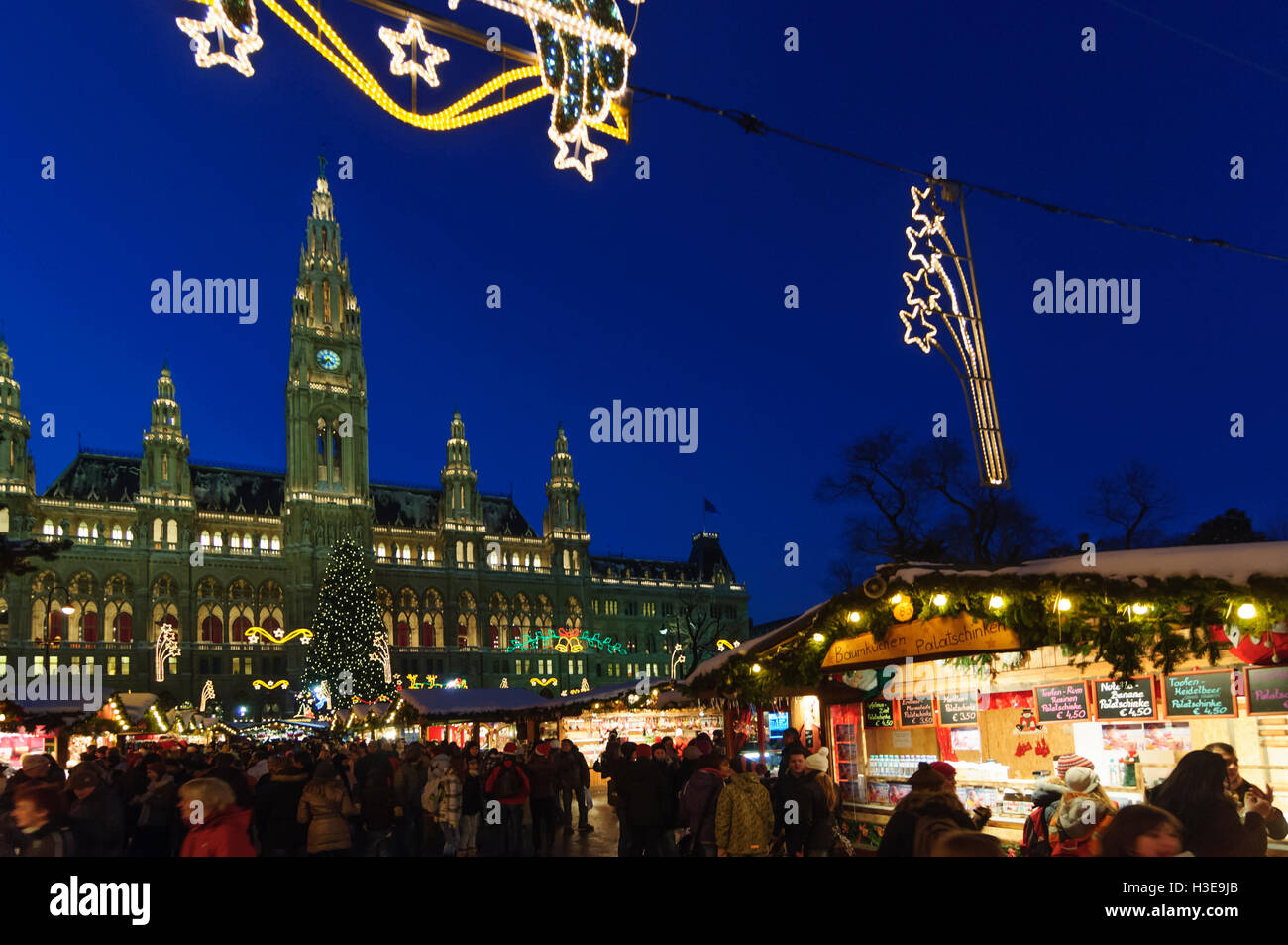 Wien, Vienna Christmas market " Christkindlmarkt " , city hall, 01