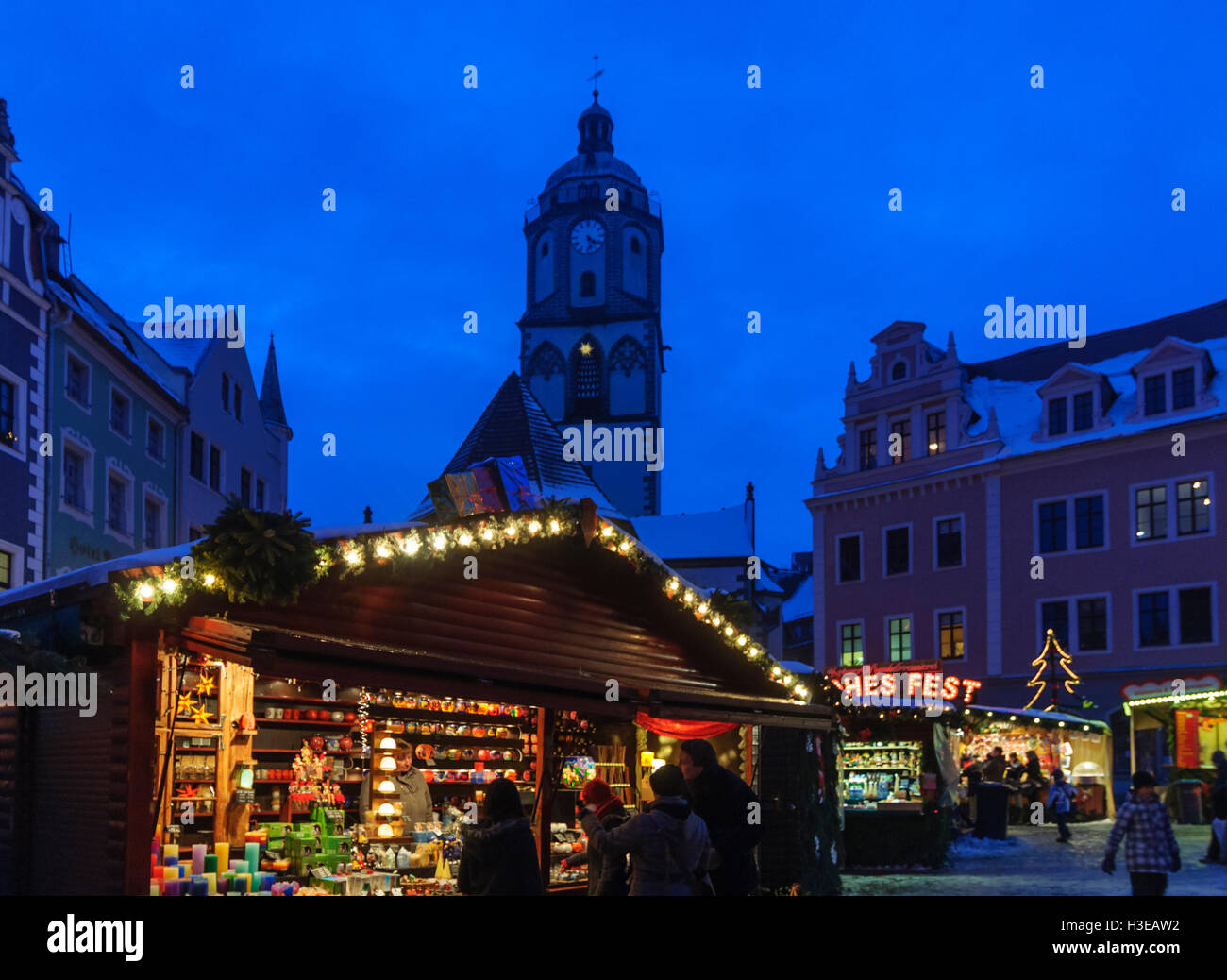 Meißen Christmas market on the market square before church