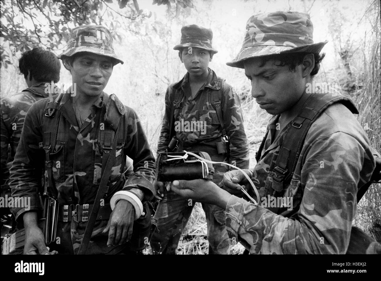 MORAZAN PROVINCE, EL SALVADOR, May 1986: A Salvadoran army operation ...