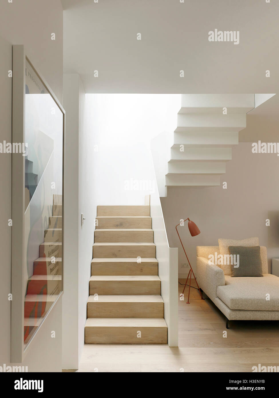 Stair. Bloomsbury House, london, United Kingdom. Architect Stiff