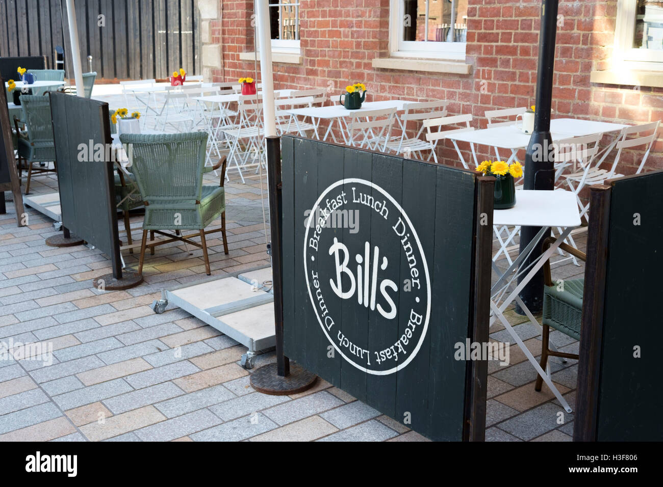 Around Gloucester city and Historic docks England Bill's Restaurant Historic Harbour Stock Photo