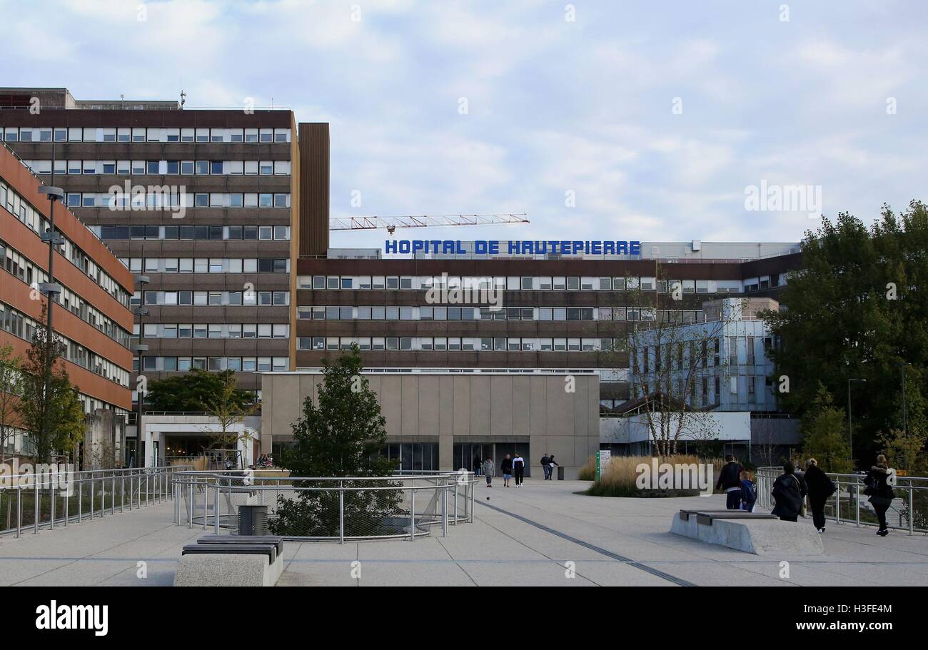 Alstom Bahn 2002 Erreicht Die Haltestelle Hopital De Haut Flickr