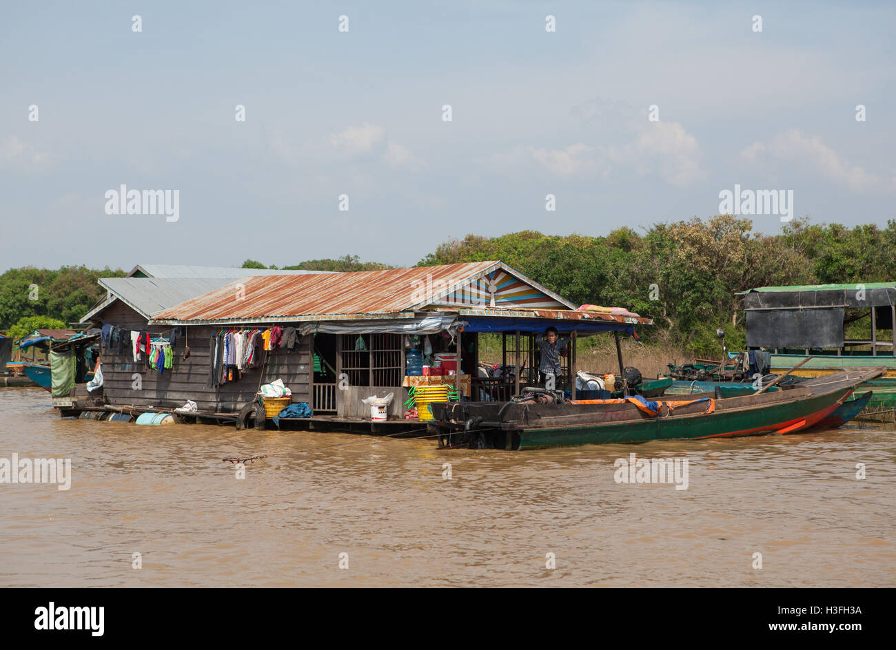 Floating Village, Tonle Sap Lake, near Siem Reap,Cambodia.   travel -  -  -   - Phnom Penh -  - Cambodia  - 9 Fe Stock Photo