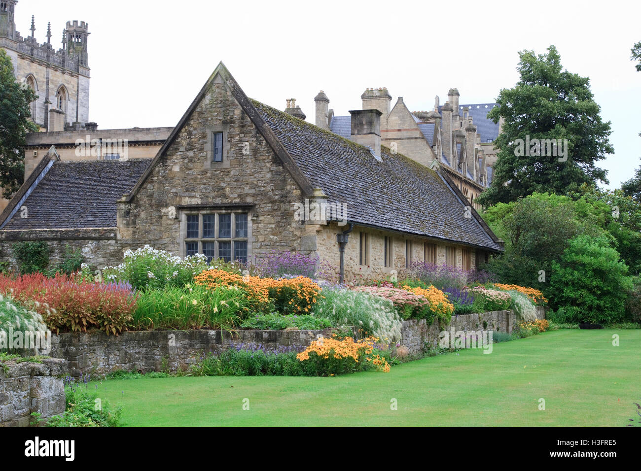 Pretty entrance to Broad Walk and Christ Church in Oxford, England, as seen from the public road outside (St Aldate's). Stock Photo