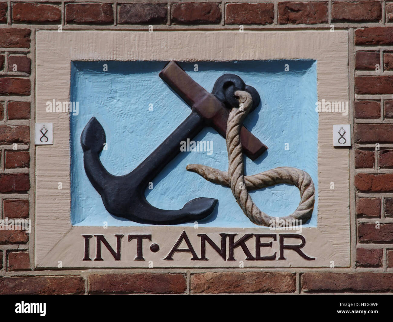 Anker hi-res stock photography and images - Alamy