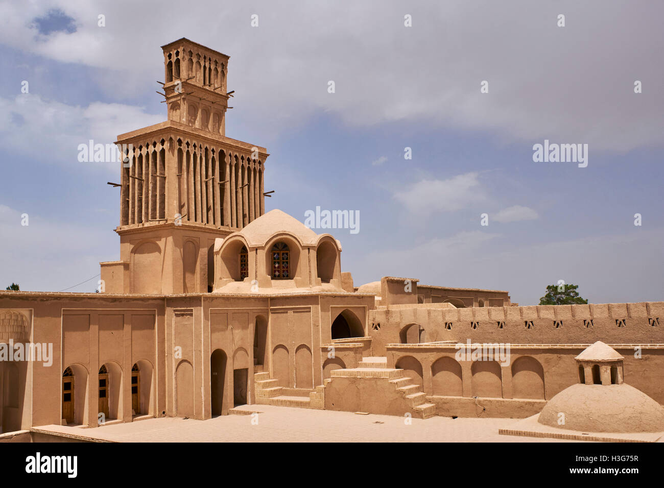 Iran, Yazd province, Abarkuh, Aghazadeh, traditional house with the badgir or wwindtowers Stock Photo