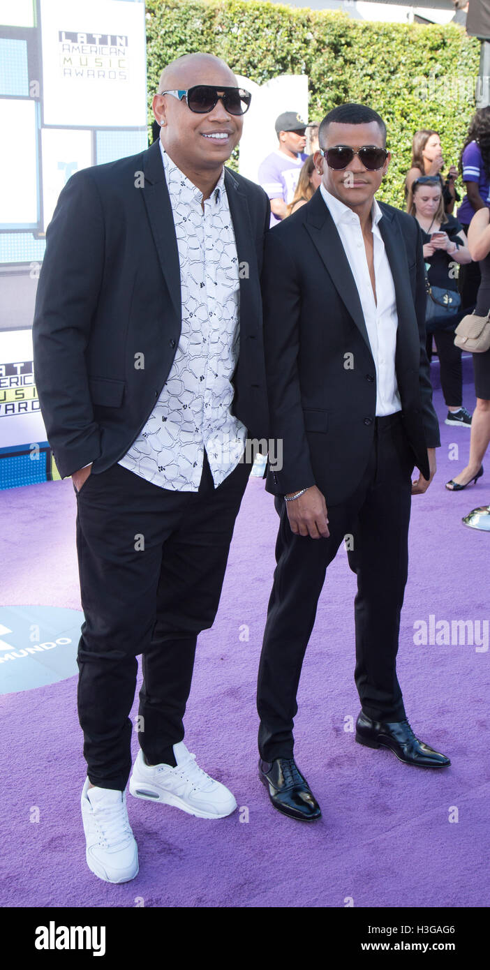 Hollywood, California, USA. 6th Oct, 2016. Gente de Zona attends the 2016 Latin American Music Awards at Dolby Theatre on October 6, 2016 in Hollywood, California. © The Photo Access/Alamy Live News Stock Photo