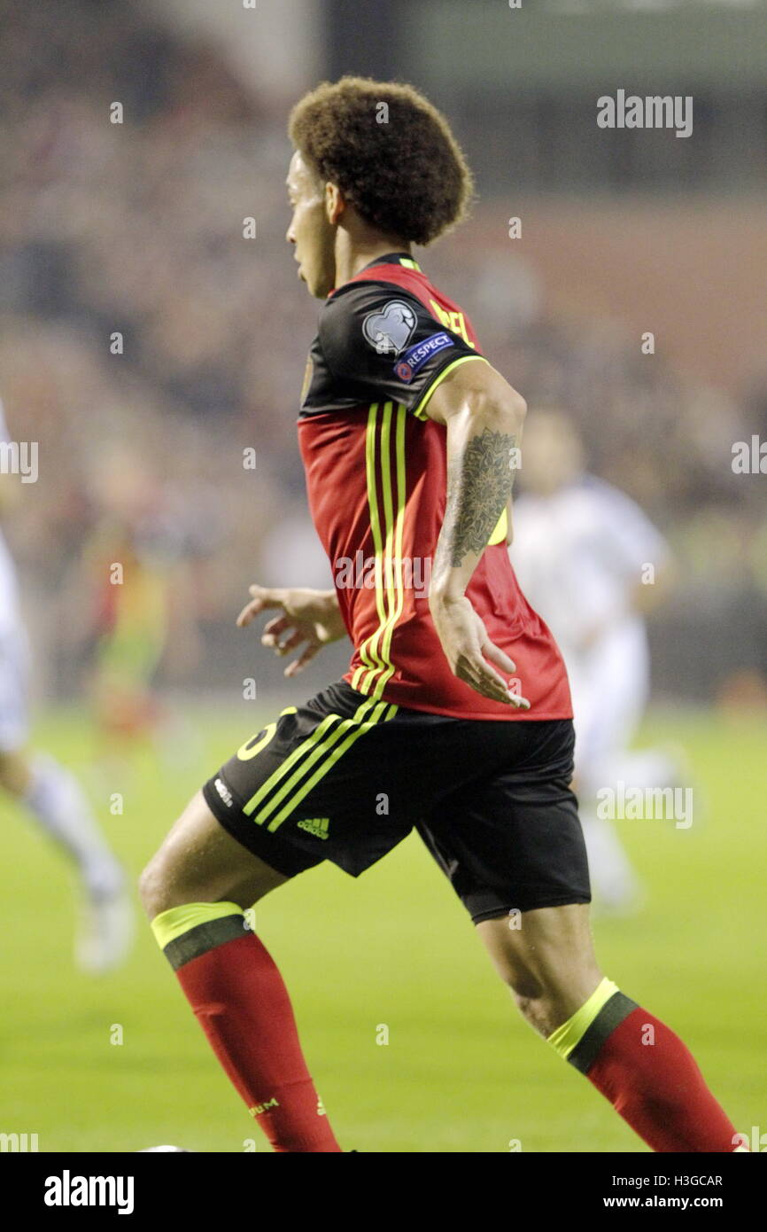 Brussels, Belgium. 07th Oct, 2016. Brussels, Belgium - October 7 Alex Witsel at the FIFA World Cup 2018 Qualifier match between Belgium and Bosnia and Herzegovina at the Heysel Stadium October 7, 2016 Brussels, Belgium. Credit:  Laurent Lairys/Agence Locevaphotos/Alamy Live News Stock Photo