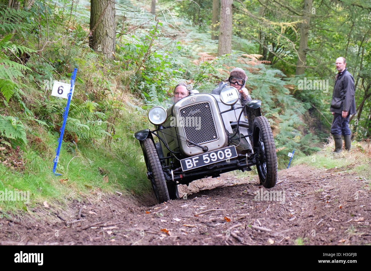 The Smatcher, New Radnor, Powys, Wales, UK - Saturday 8th October 2016 - A 1930 Austin 7 Ulster Replica competes in the Vintage Sports-Car Club ( VSCC ) hill climb at The Smatcher a steep wooded hillside in Powys. Competitors earn points not for speed or time but how far up the hill they manage to drive their vintage sports car. Stock Photo