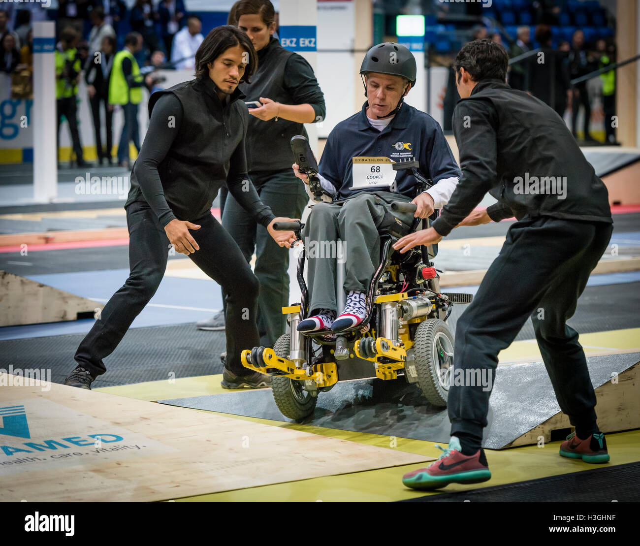 Kloten, Switzerland. 8th Oct, 2016. Rory A. Cooper (USA) in the wheelchair obstacle course at Cybathlon, the first championship for racing pilots with disabilities using bionic devices at the Swiss Arena in Kloten (Zurich), Switzerland. Organized by the Swiss Federal Institute of Technology (ETH) in Zurich, Cybathlon brings together interdisciplinary teams of bio-engineers, scientists and athletes with physical disabilities to compete in solving everyday tasks and to demonstrate how technology enables them to overcome physical limitations of their body. Credit:  Erik Tham/Alamy Live News Stock Photo