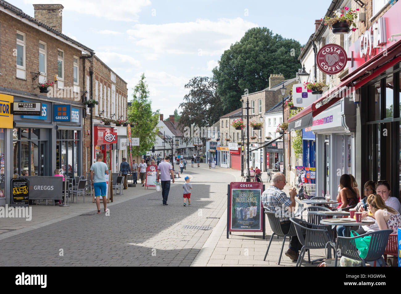 Pedestrianised King Street, Thetford, Norfolk, England, United Kingdom  Stock Photo - Alamy