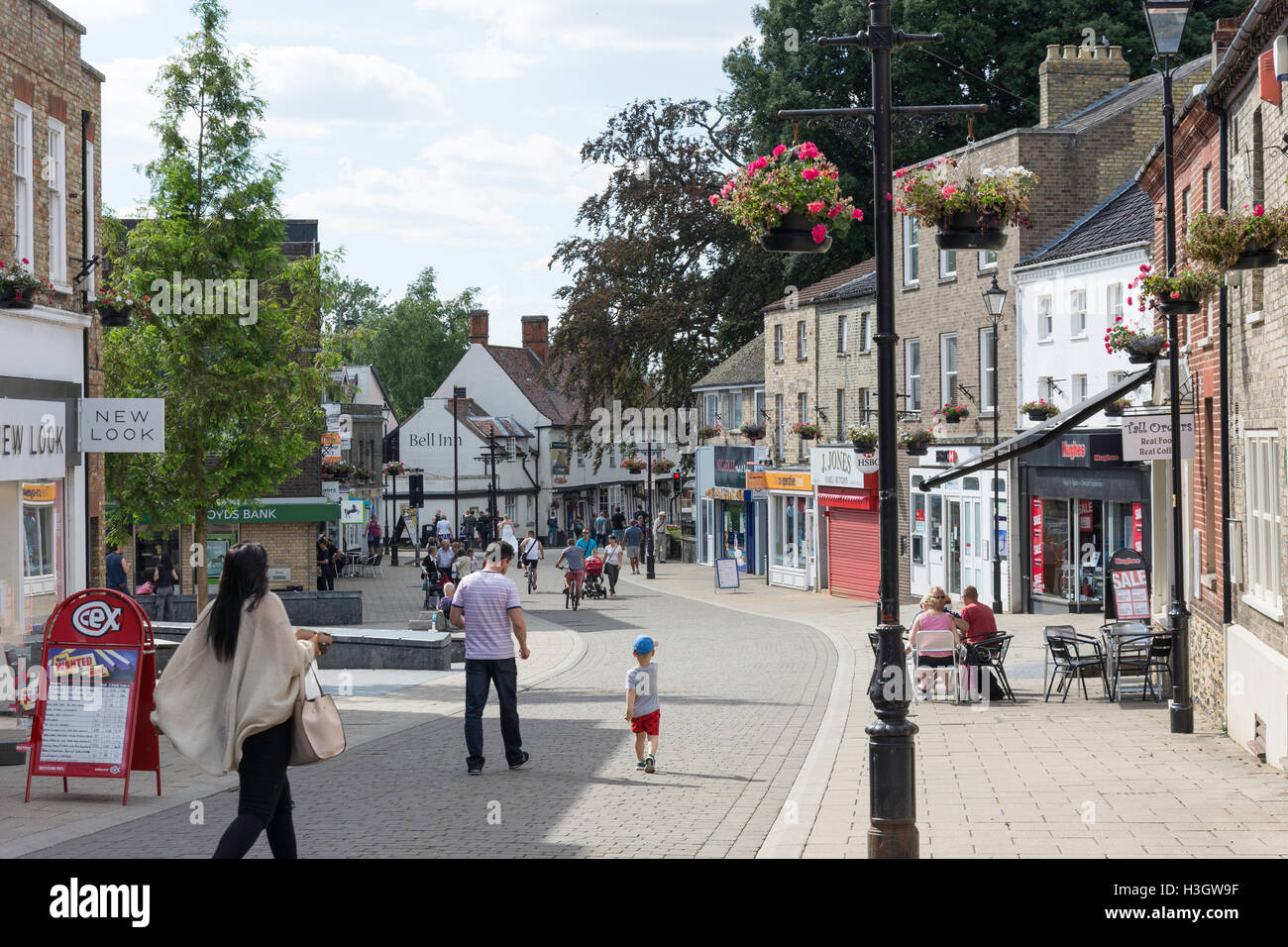 Thetford town centre hires stock photography and images Alamy