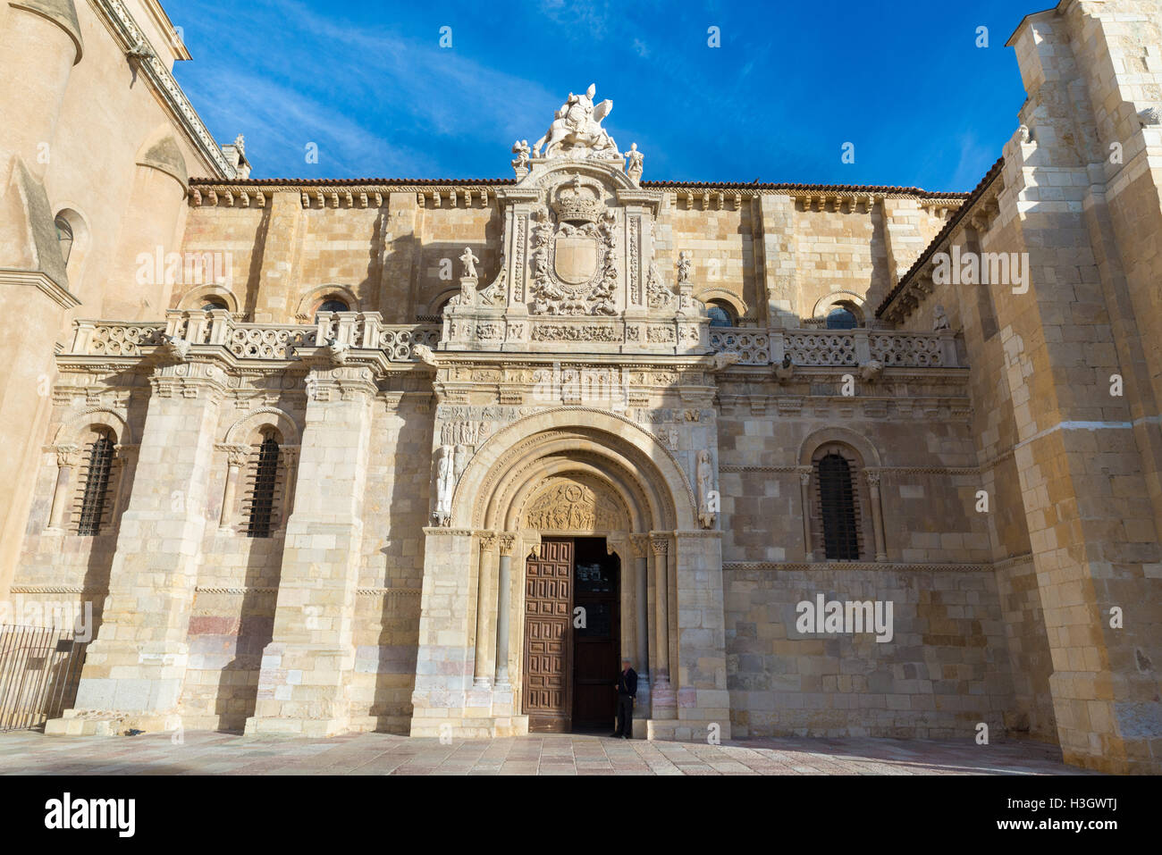 Basilica of San Isidoro in Leon Spain Stock Photo Alamy