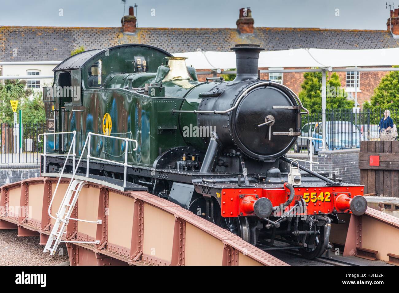 Restored 5542 GWR Small Prairie 2-6-2T tank on the turntable at Minehead on the West Somerset Railway Stock Photo