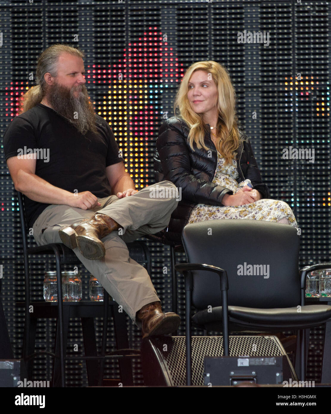 Jamey Johnson and Alison Krauss at the 2016 Farm Aid press conference at the Jeffy Lube Live in Bristow, VA September 17, 2016 Stock Photo